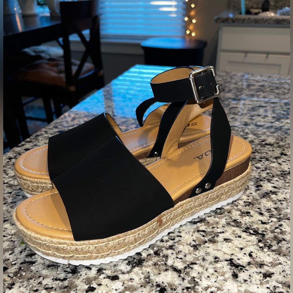 Soda Platform Sandals